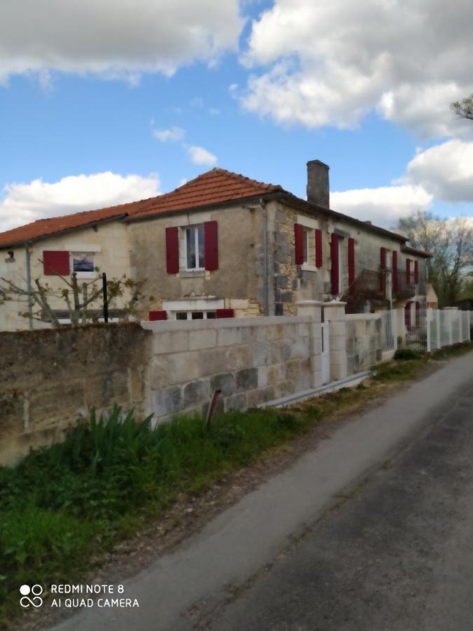 Chambre Privative Dans Ferme Renovee A 7Mn De Perigueux Champcevinel Esterno foto